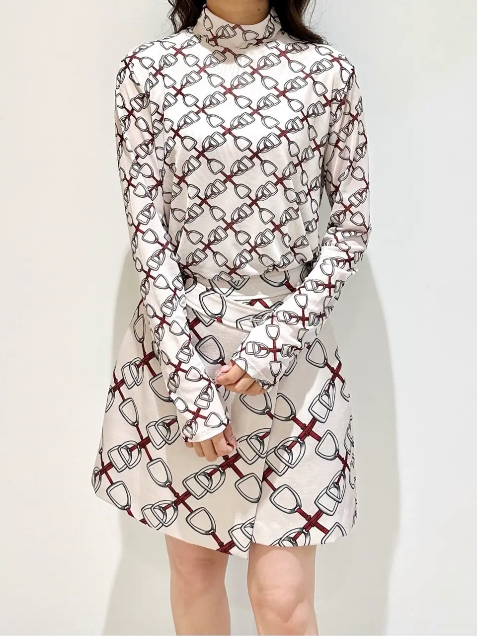 GRACE CONTINENTAL MORITA AI コーディネート画像