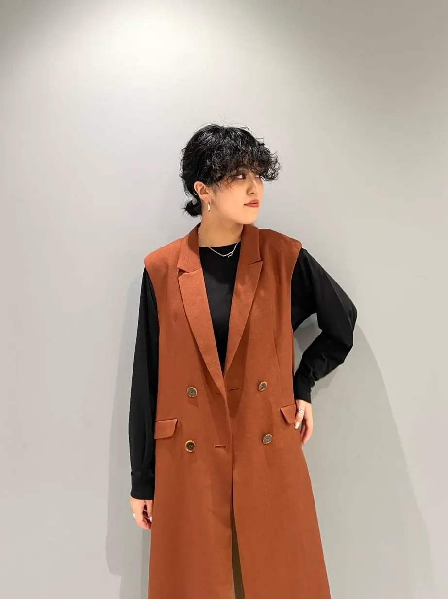 GRACE CONTINENTAL yoshi コーディネート画像