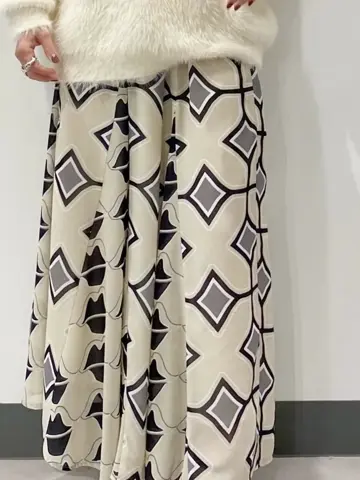 GRACE CONTINENTAL 古川温子 コーディネート画像