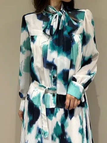 GRACE CONTINENTAL FUKUSHIMA YURIE コーディネート画像