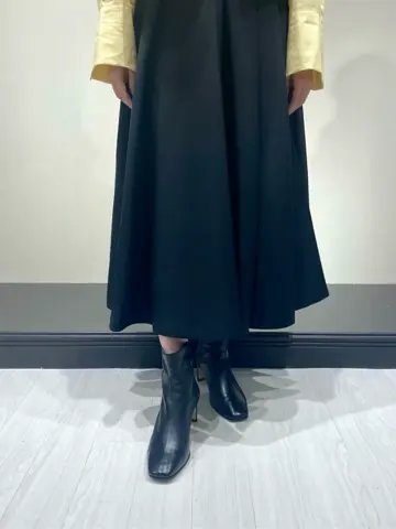 GRACE CONTINENTAL Abe コーディネート画像