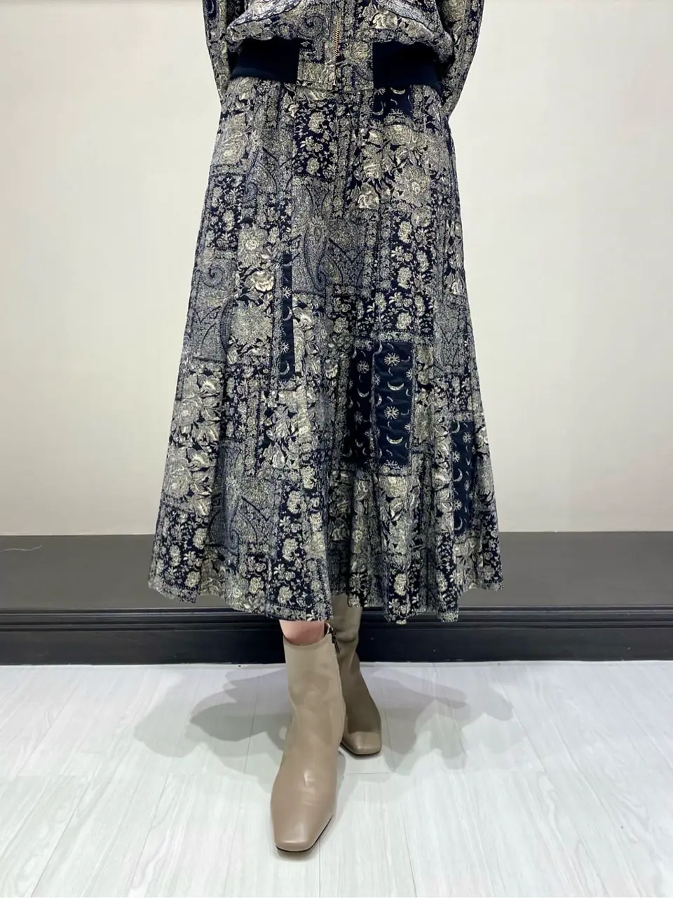 GRACE CONTINENTAL Abe コーディネート画像