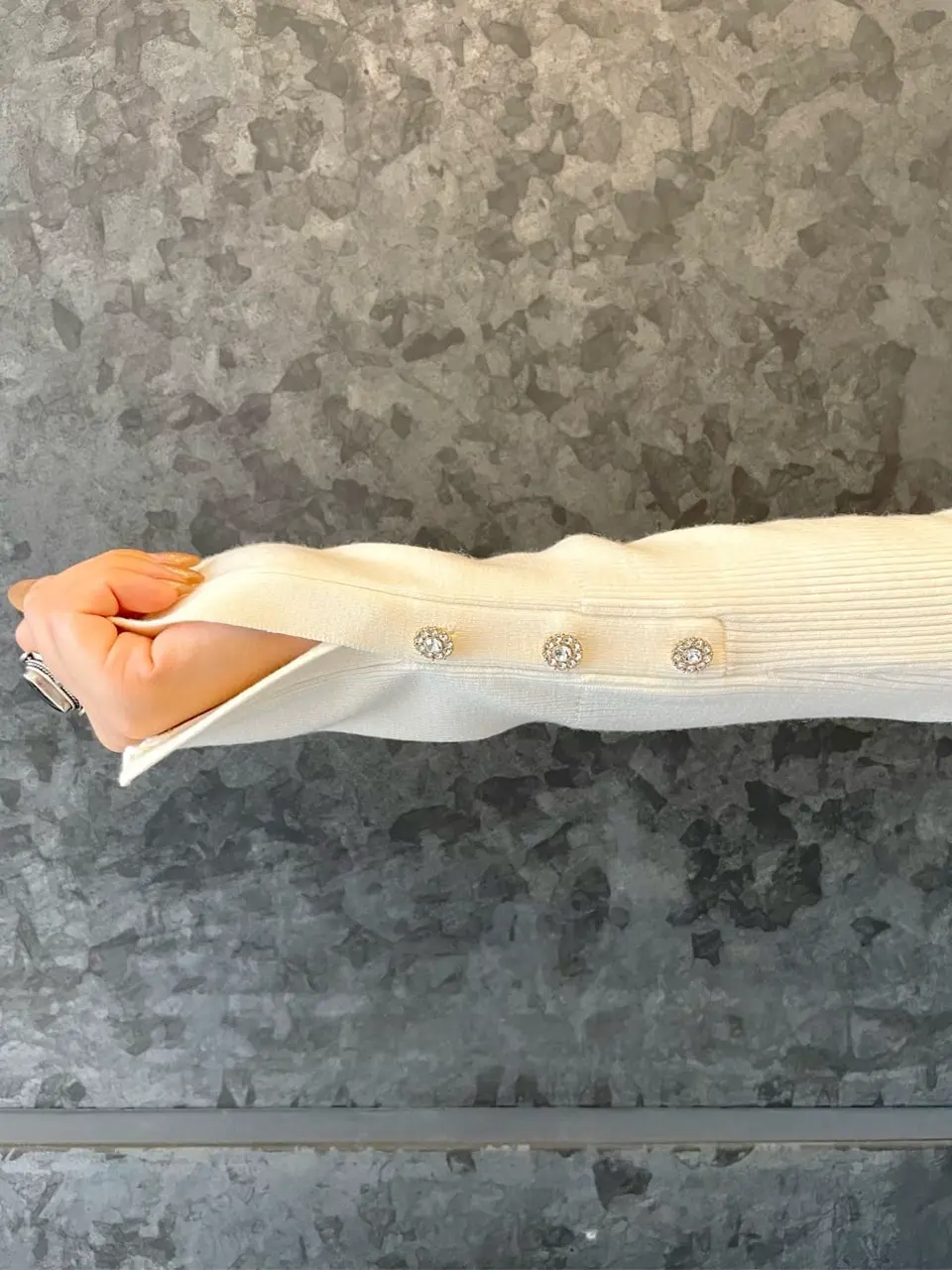 GRACE CONTINENTAL yoshi コーディネート画像