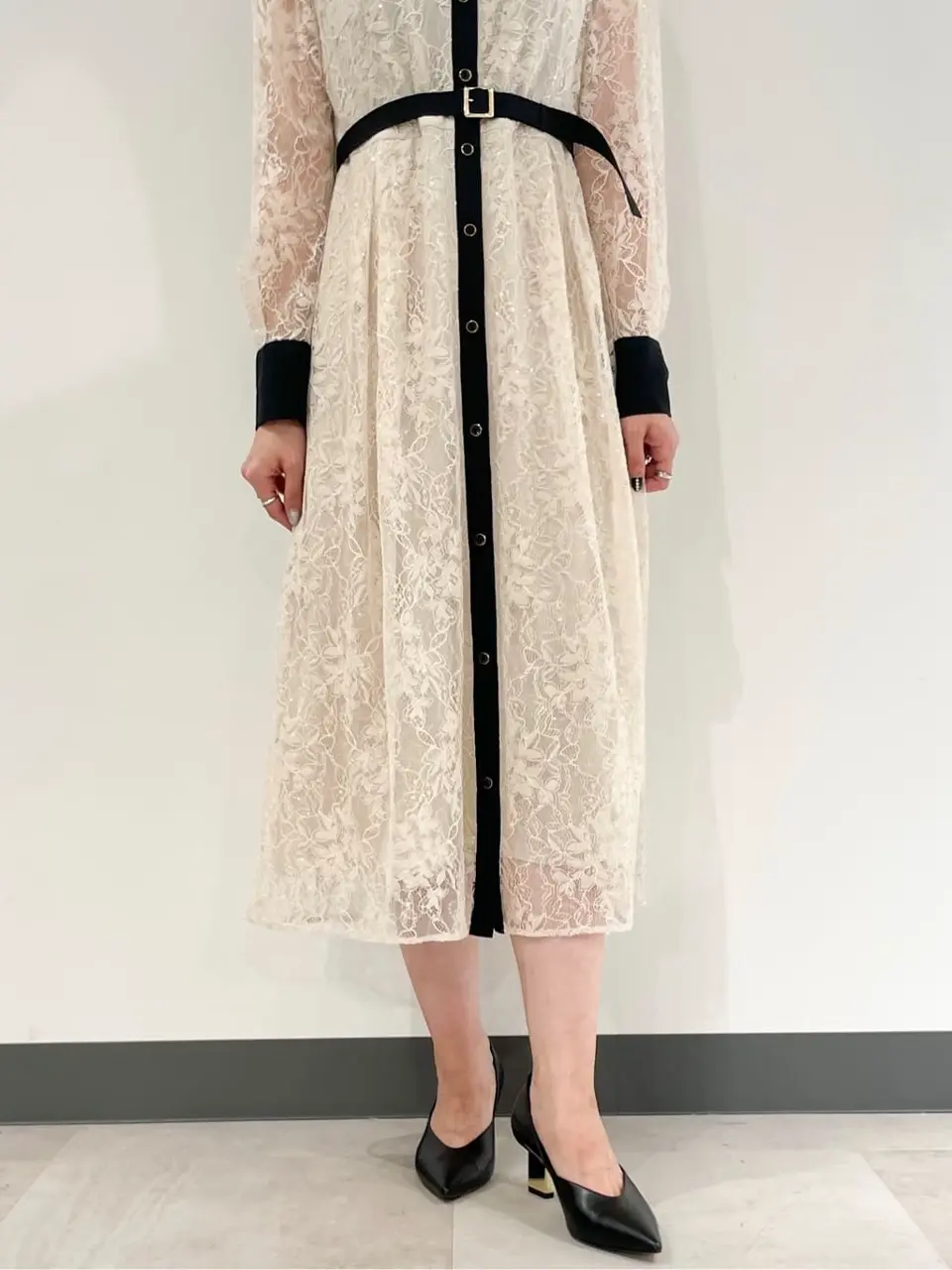 GRACE CONTINENTAL Yuuki NOZAWA コーディネート画像