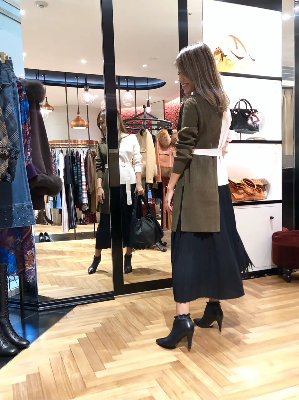 GRACE CONTINENTAL yukimi yonee コーディネート画像