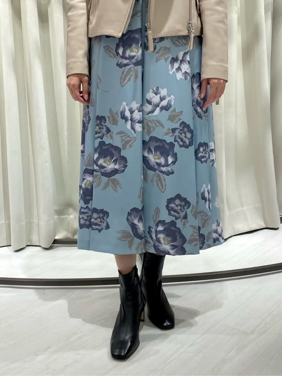 GRACE CONTINENTAL Abe コーディネート画像