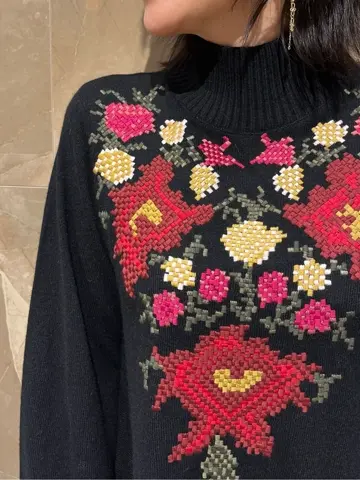 GRACE CONTINENTAL 穐山　香織 コーディネート画像