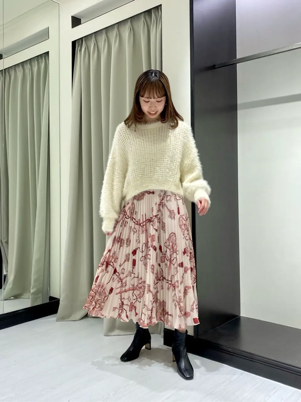 GRACE CONTINENTAL Abe コーディネート画像