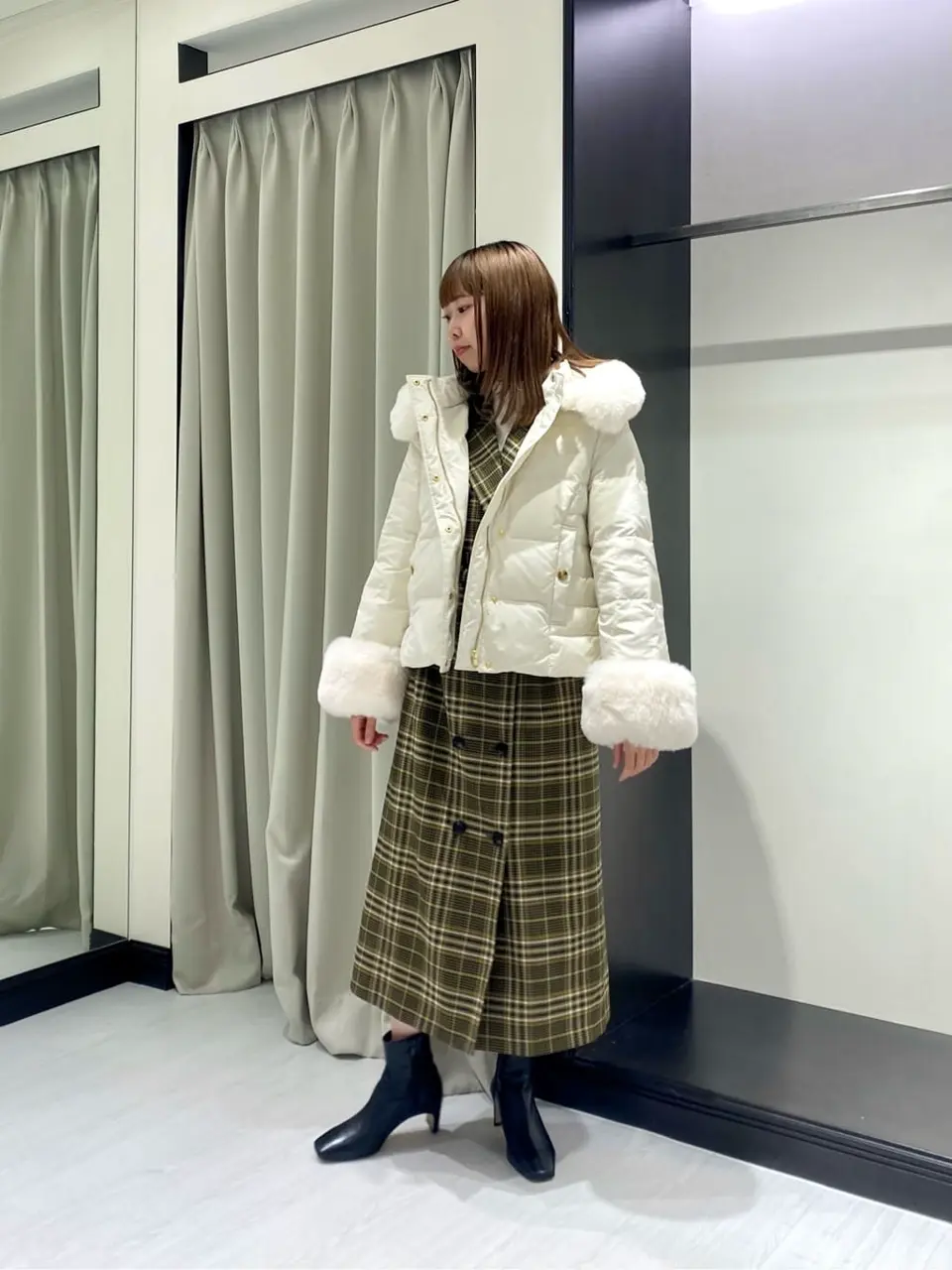 GRACE CONTINENTAL Abe コーディネート画像