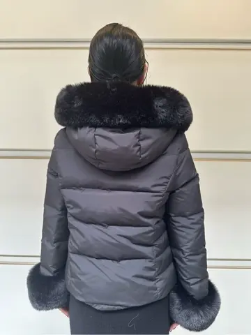 GRACE CONTINENTAL 尾田亜沙美 コーディネート画像