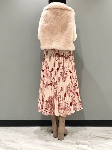 GRACE CONTINENTAL yoshi コーディネート画像