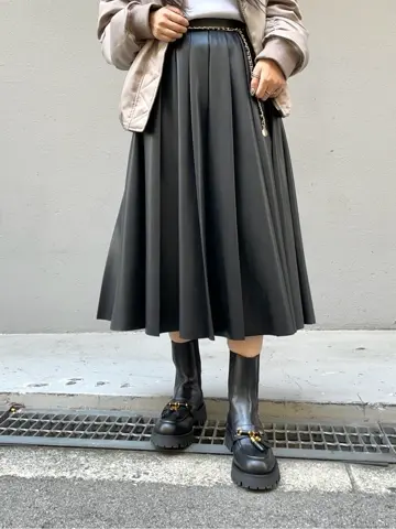 GRACE CONTINENTAL yoshi コーディネート画像