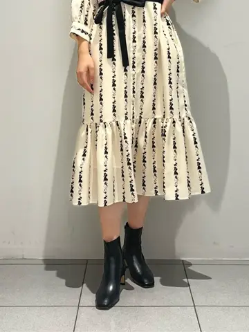 GRACE CONTINENTAL OZAWA コーディネート画像