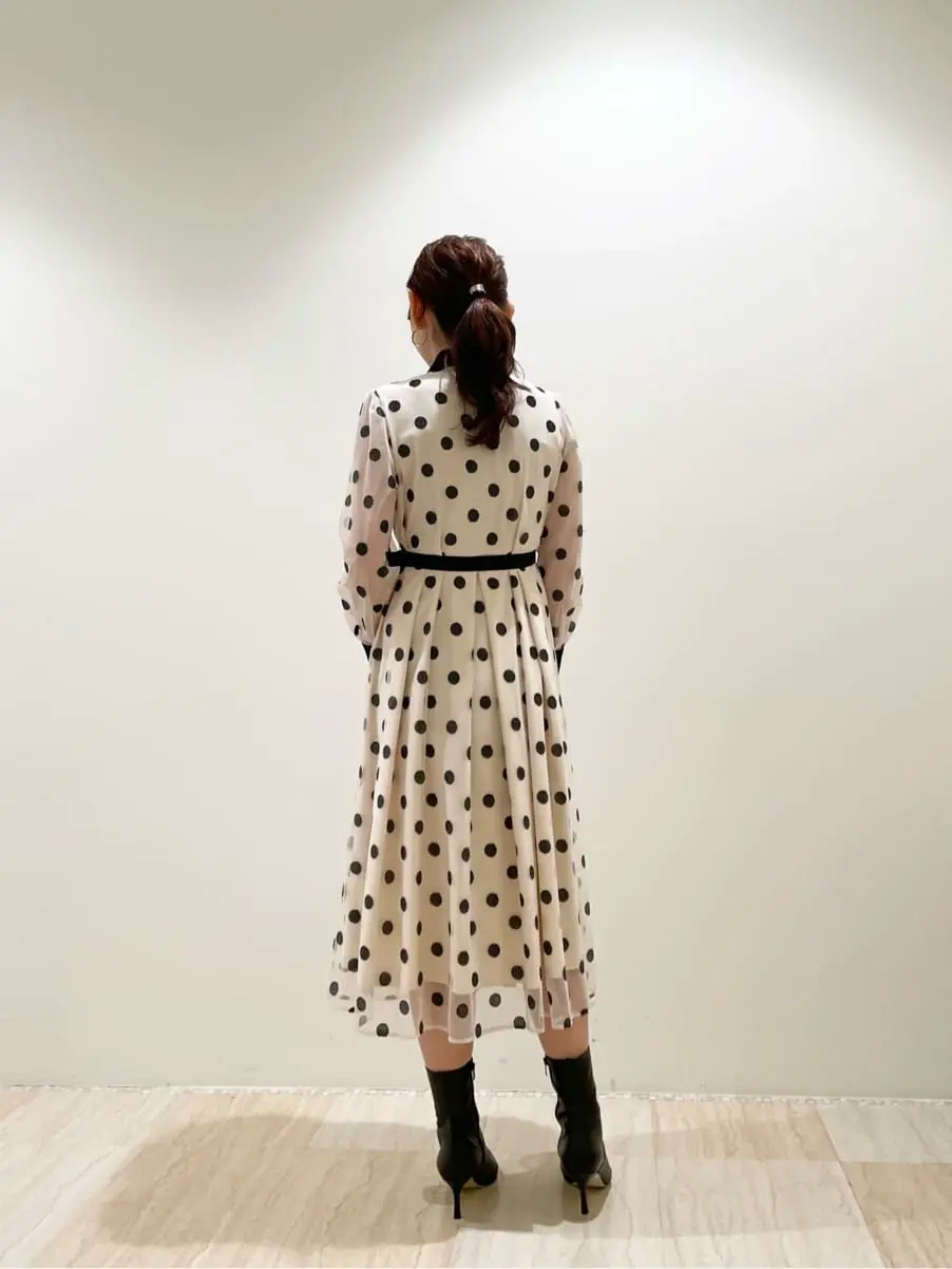 GRACE CONTINENTAL 赤間　 コーディネート画像