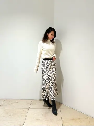 GRACE CONTINENTAL FUKUSHIMA YURIE コーディネート画像