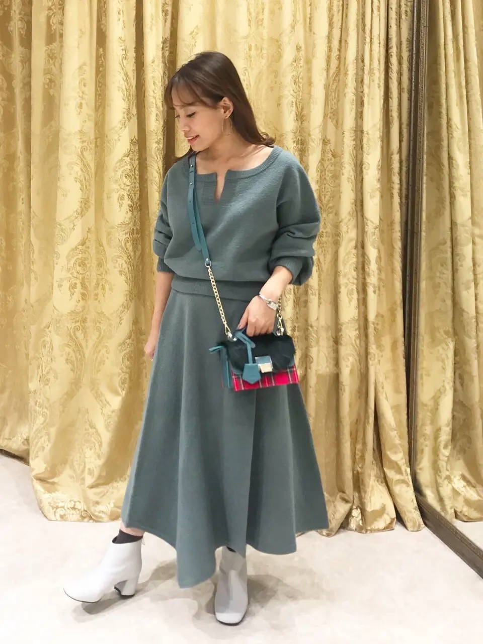 GRACE CONTINENTAL 松﨑　咲良 コーディネート画像