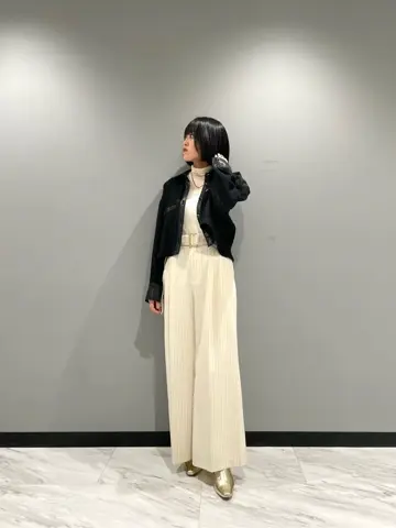 GRACE CONTINENTAL yoshi コーディネート画像