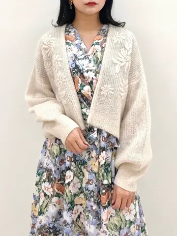 GRACE CONTINENTAL MORITA AI コーディネート画像