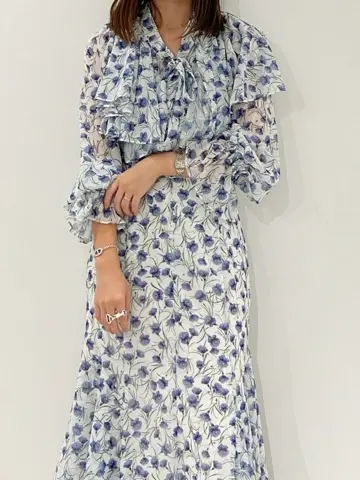 GRACE CONTINENTAL 古川温子 コーディネート画像