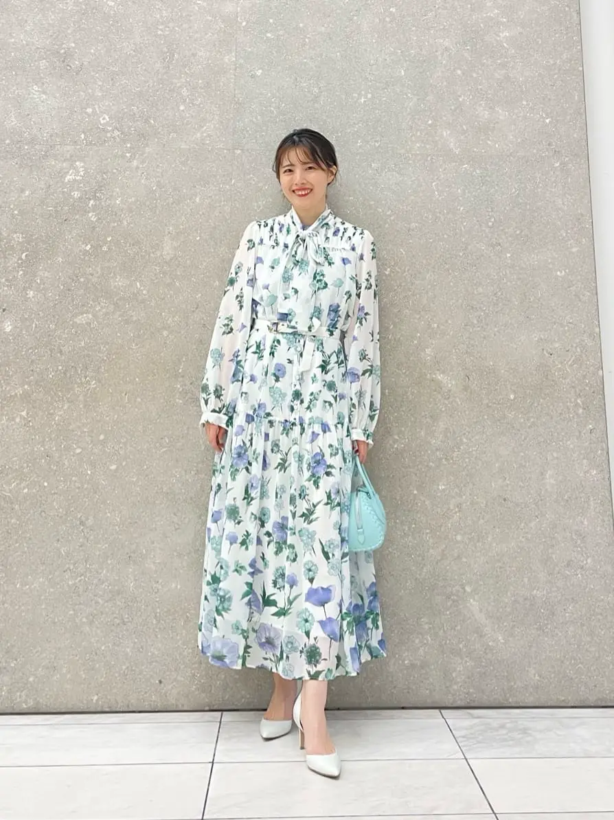 GRACE CONTINENTAL minami コーディネート画像