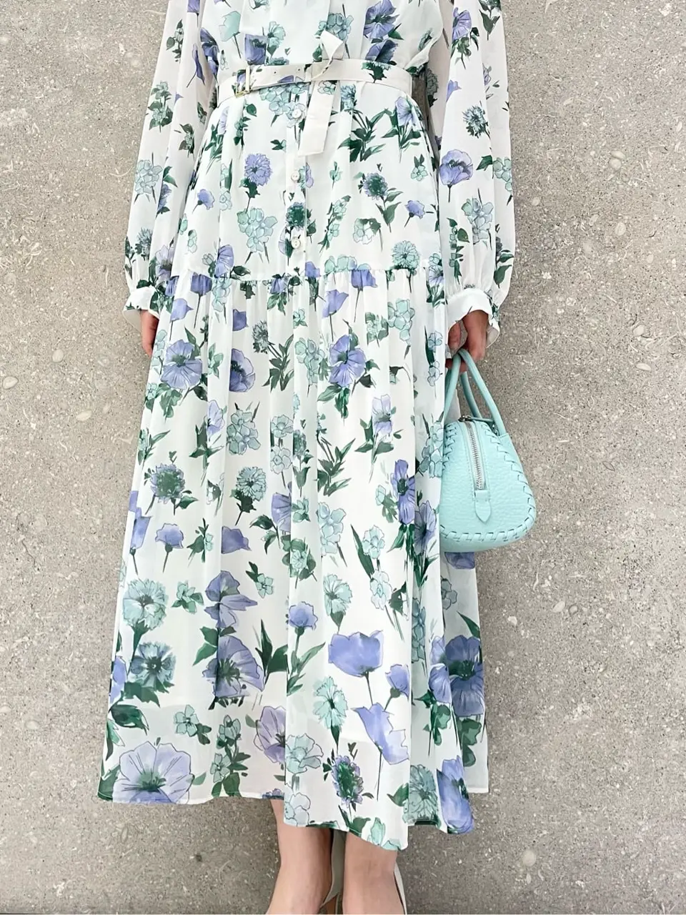 GRACE CONTINENTAL minami コーディネート画像