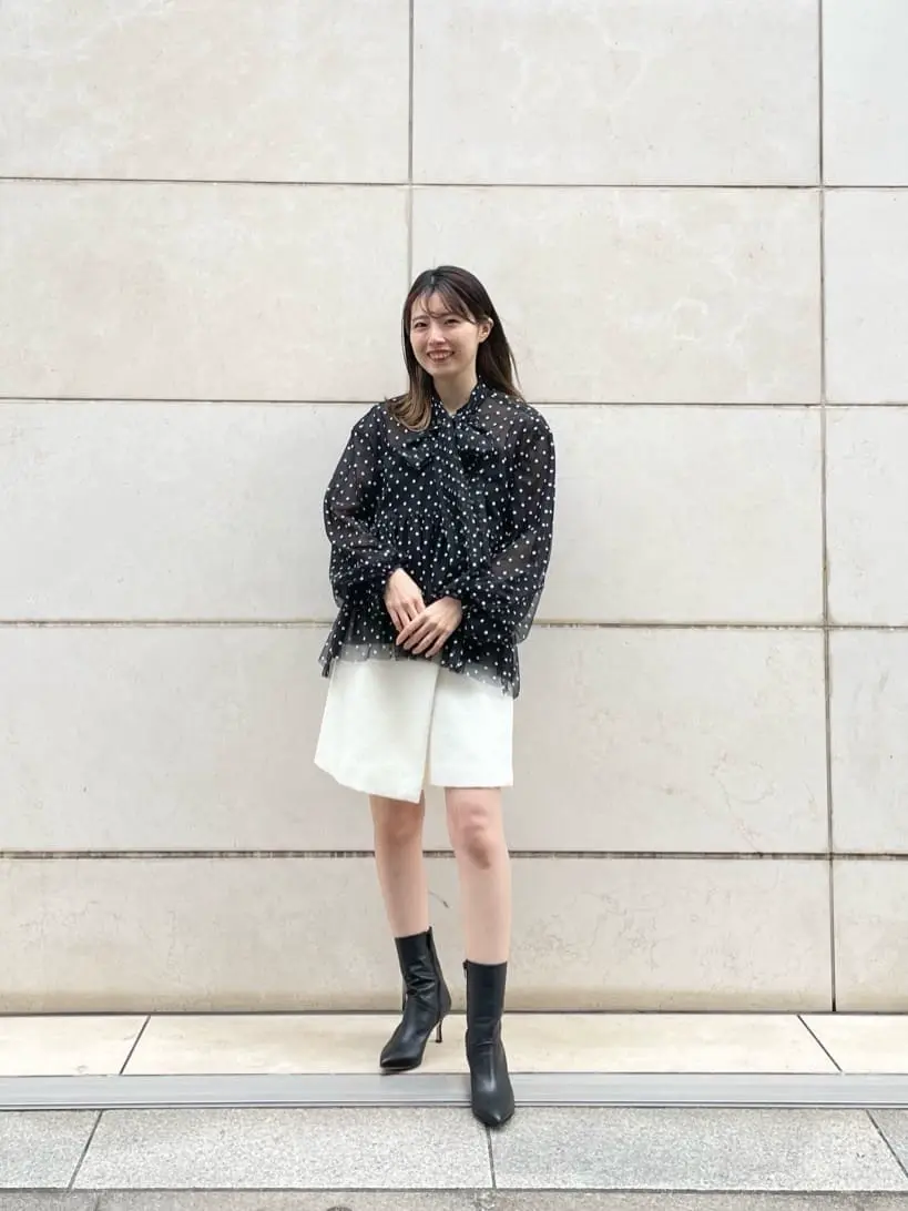 GRACE CONTINENTAL minami コーディネート画像