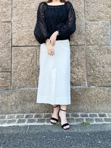 GRACE CONTINENTAL 古川温子 コーディネート画像