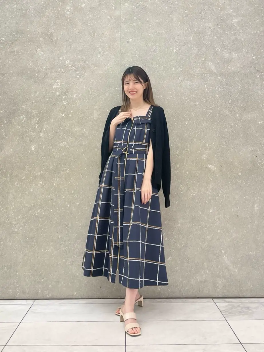 GRACE CONTINENTAL minami コーディネート画像