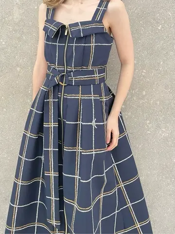 GRACE CONTINENTAL minami コーディネート画像