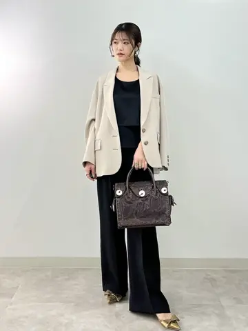 GRACE CONTINENTAL A.Kameyama コーディネート画像