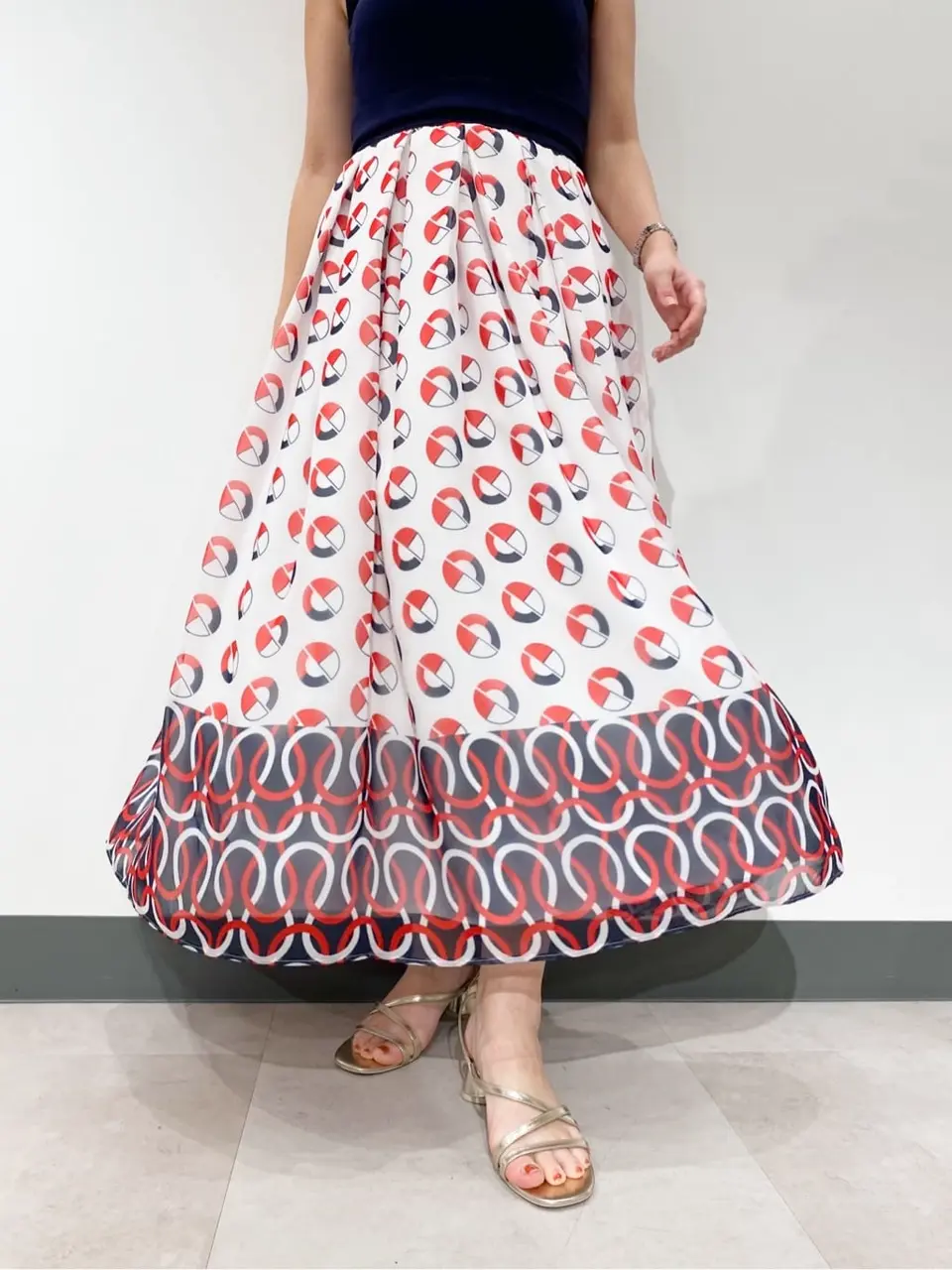 GRACE CONTINENTAL 古川温子 コーディネート画像