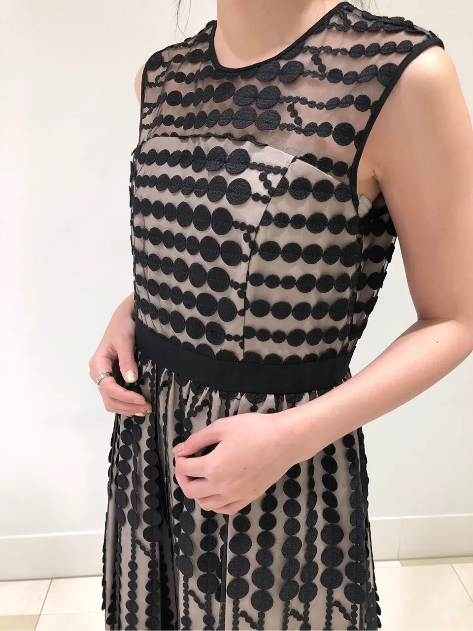 GRACE CONTINENTAL minami コーディネート画像