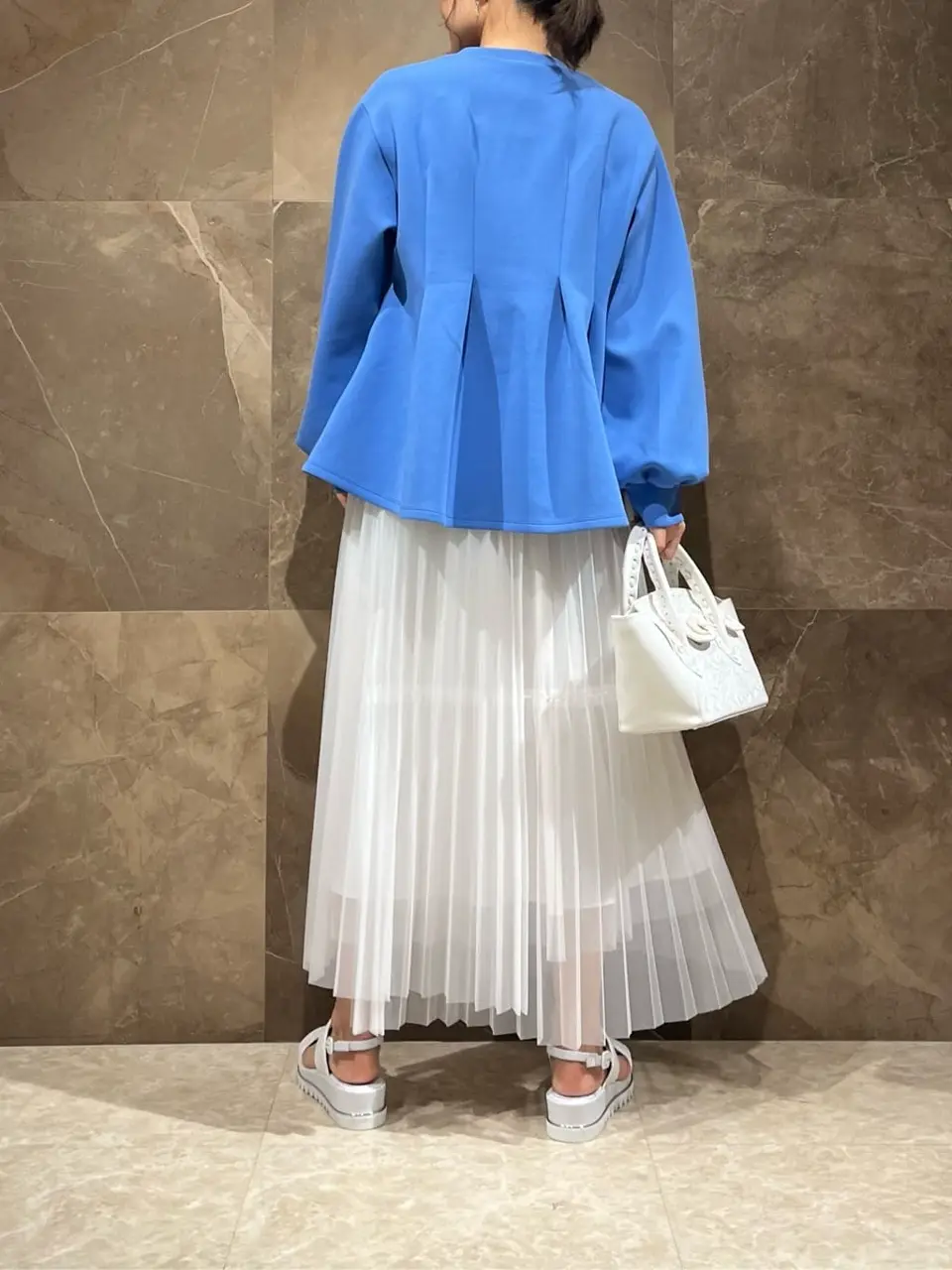 GRACE CONTINENTAL 穐山　香織 コーディネート画像