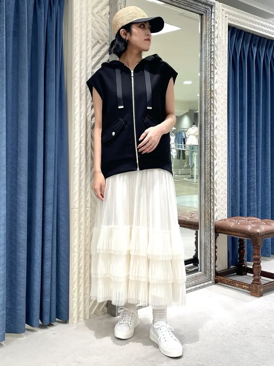 GRACE CONTINENTAL yoshi コーディネート画像