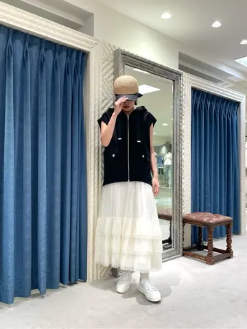 GRACE CONTINENTAL yoshi コーディネート画像