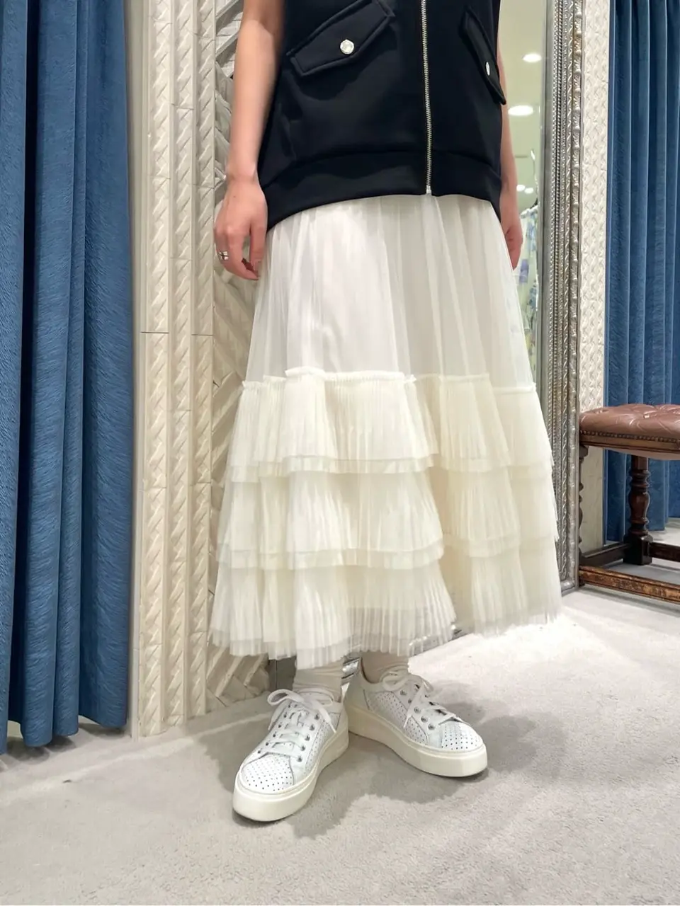 GRACE CONTINENTAL yoshi コーディネート画像