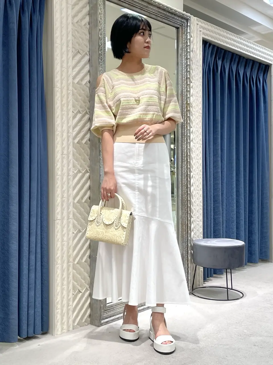 GRACE CONTINENTAL yoshi コーディネート画像