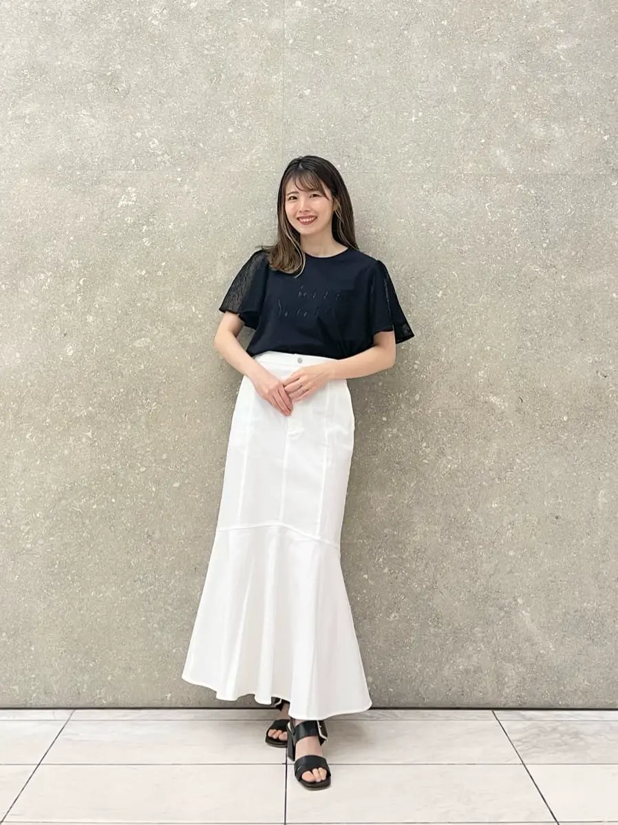 GRACE CONTINENTAL minami コーディネート画像