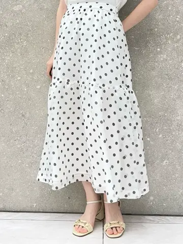 GRACE CONTINENTAL minami コーディネート画像