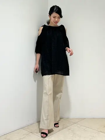 GRACE CONTINENTAL FUKUSHIMA YURIE コーディネート画像