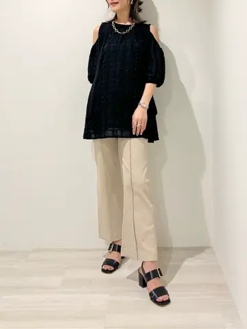 GRACE CONTINENTAL A.Kameyama コーディネート画像