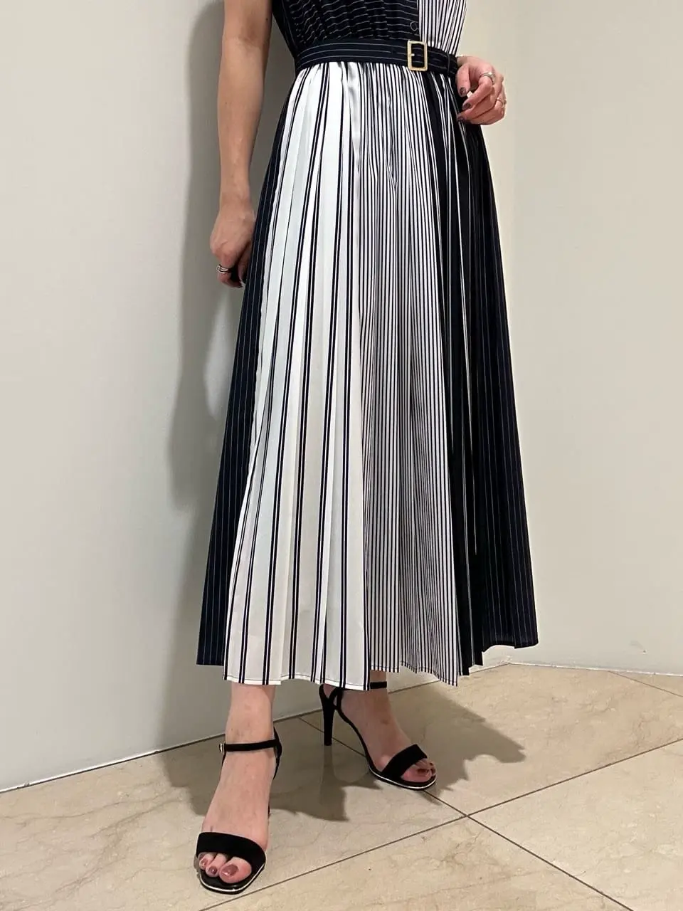 GRACE CONTINENTAL FUKUSHIMA YURIE コーディネート画像