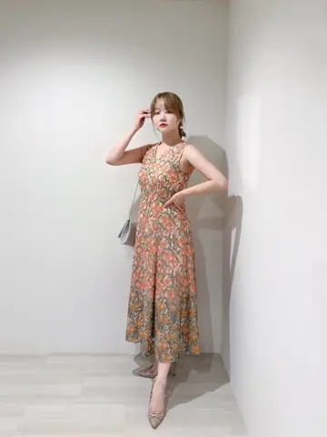 GRACE CONTINENTAL SAYUMI Nagashima コーディネート画像