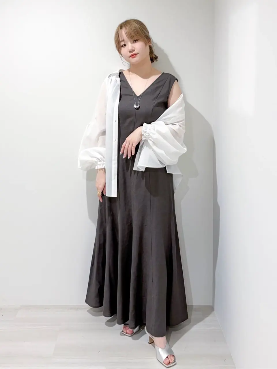 GRACE CONTINENTAL SAYUMI Nagashima コーディネート画像