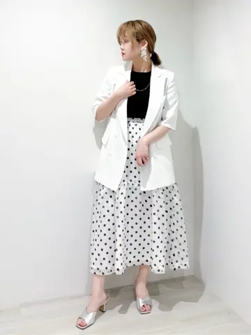 GRACE CONTINENTAL SAYUMI Nagashima コーディネート画像
