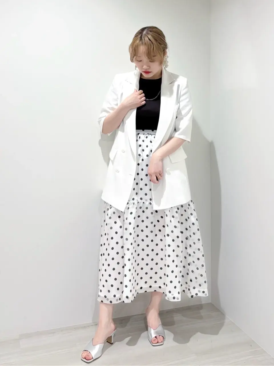 GRACE CONTINENTAL SAYUMI Nagashima コーディネート画像