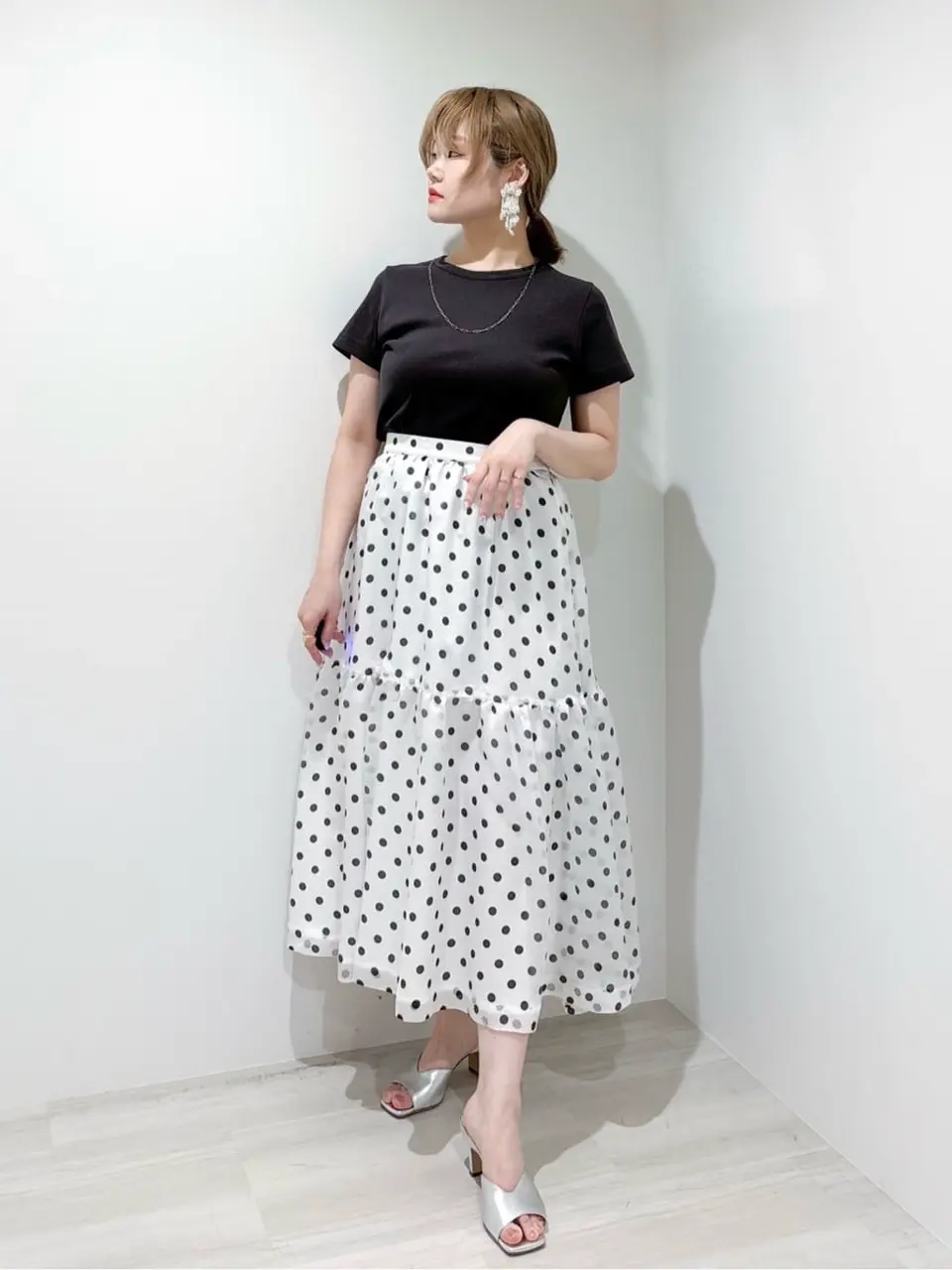 GRACE CONTINENTAL SAYUMI Nagashima コーディネート画像