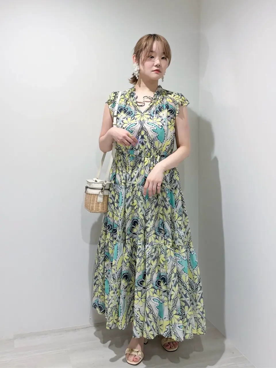 GRACE CONTINENTAL SAYUMI Nagashima コーディネート画像