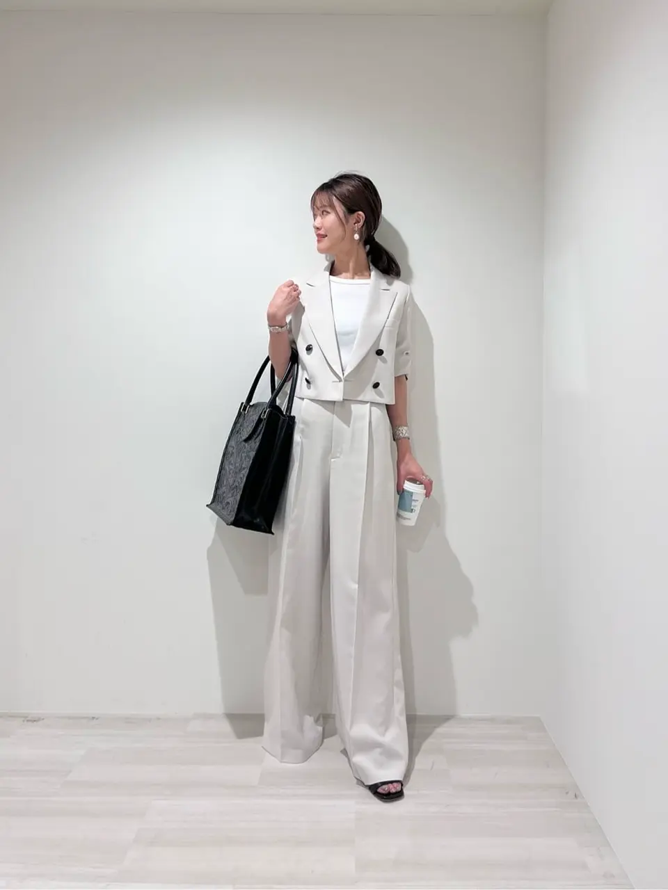 GRACE CONTINENTAL A.Kameyama コーディネート画像