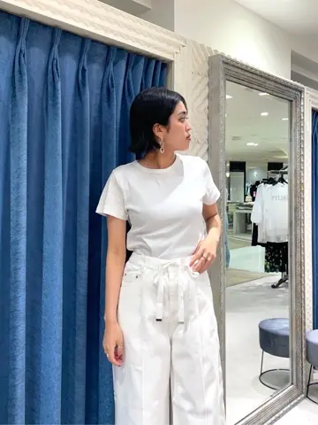 GRACE CONTINENTAL yoshi コーディネート画像